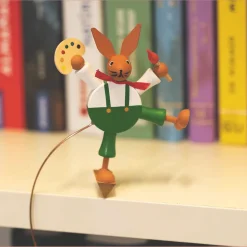 Hot Waschbär Pendelfigur Osterhase »Eiermaler«.