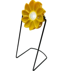 Clearance Waschbär Ständer für Little Sun-Solarleuchte.